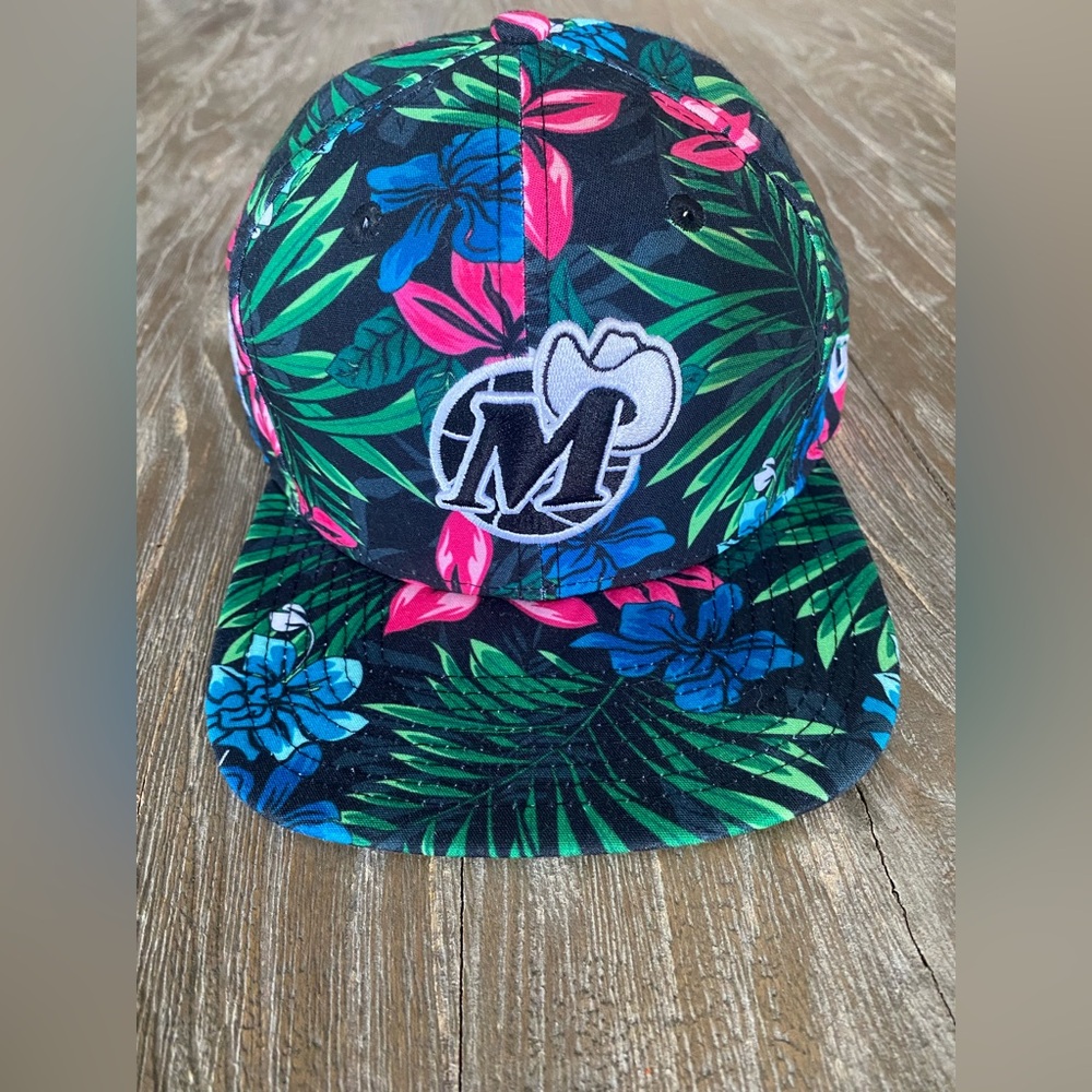 New Era NBA Hardwood Classics Dallas Mavericks SnapBack Hat